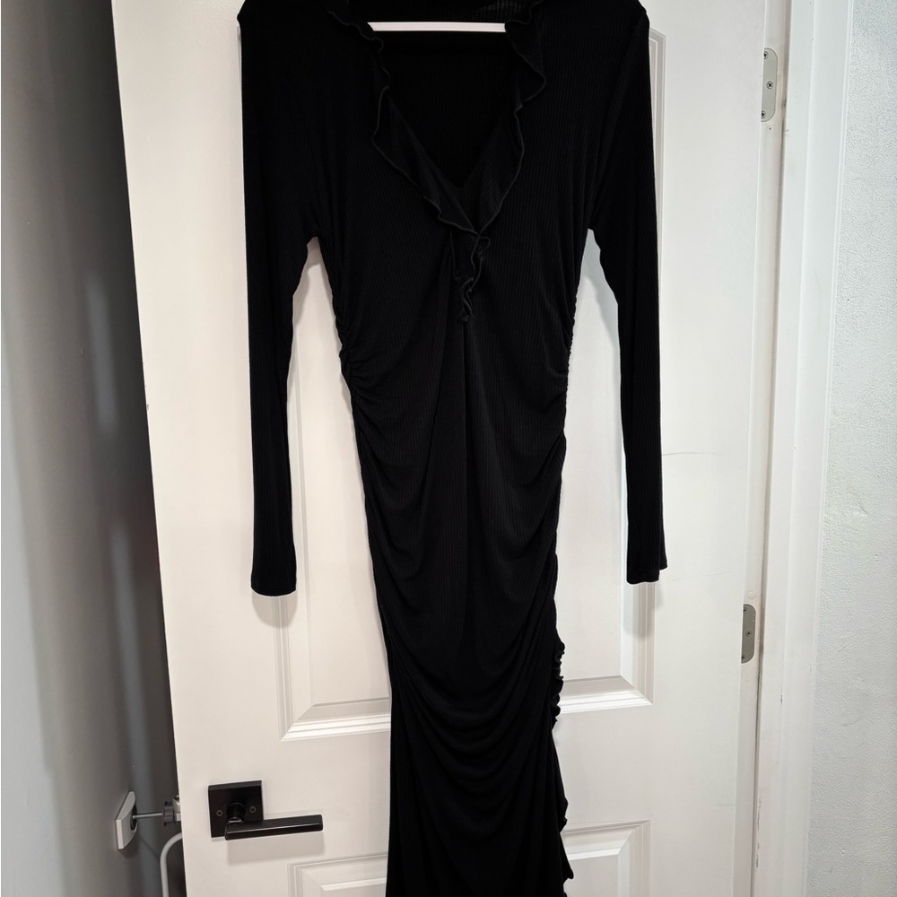 Elegant Black Long Sleeve Dress